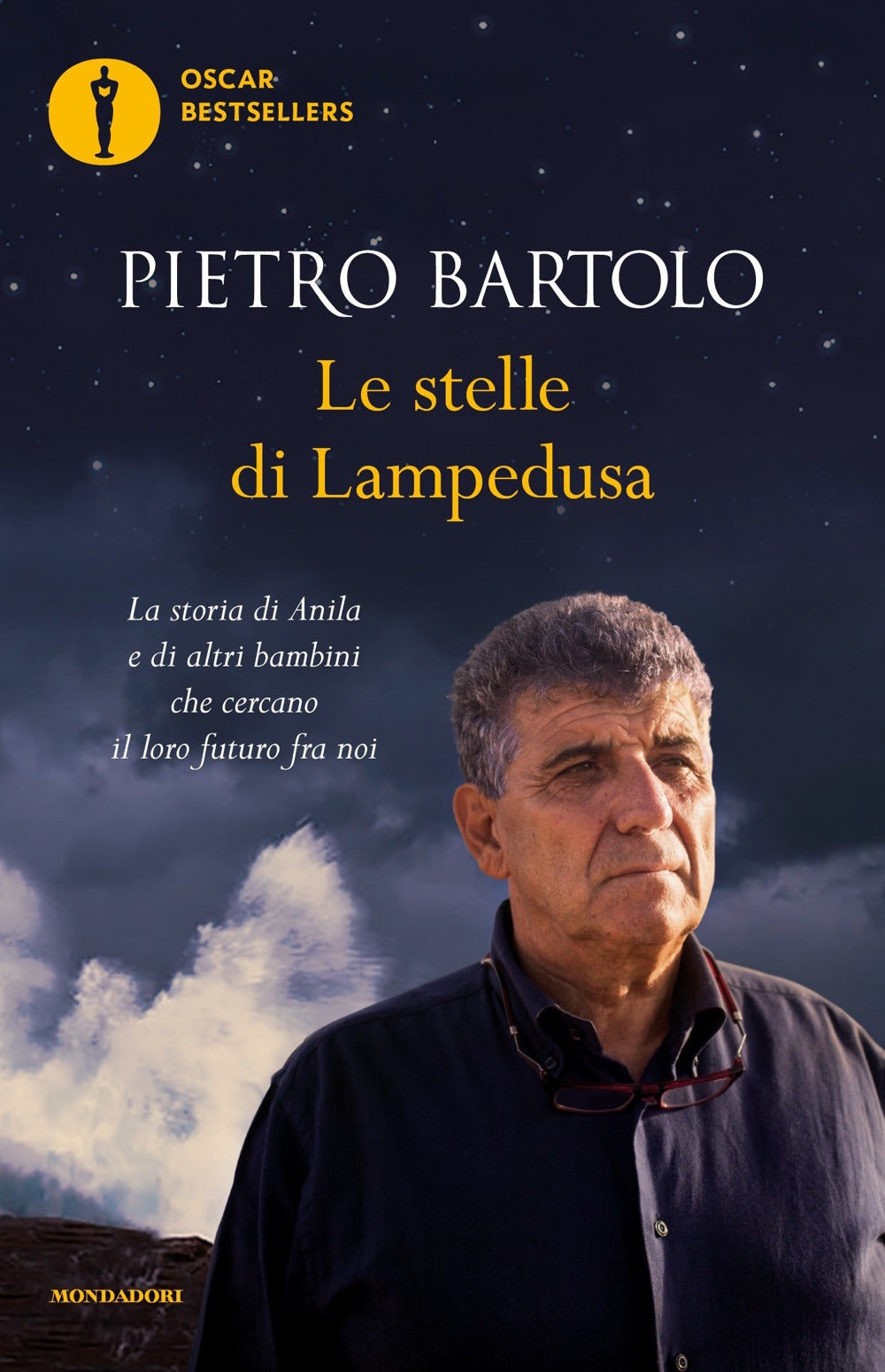 Le stelle di Lampedusa. La storia di Anila e di altri bambini che cercano il loro futuro fra noi.
