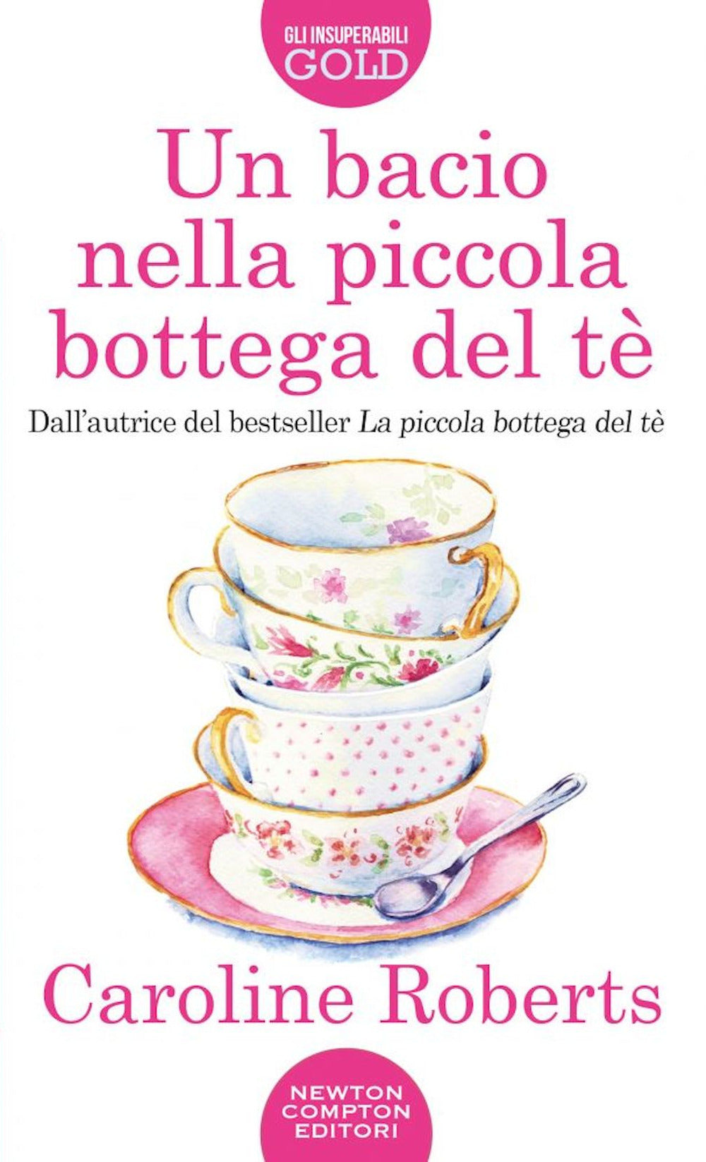 Un bacio nella piccola bottega del tè.