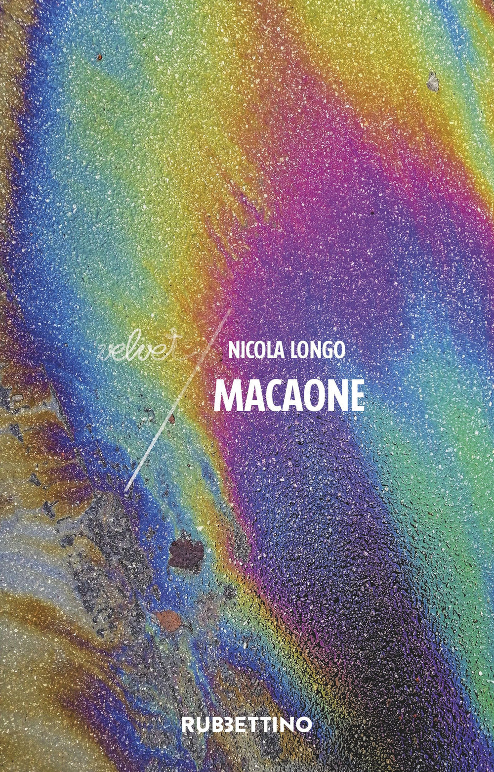 Macaone.